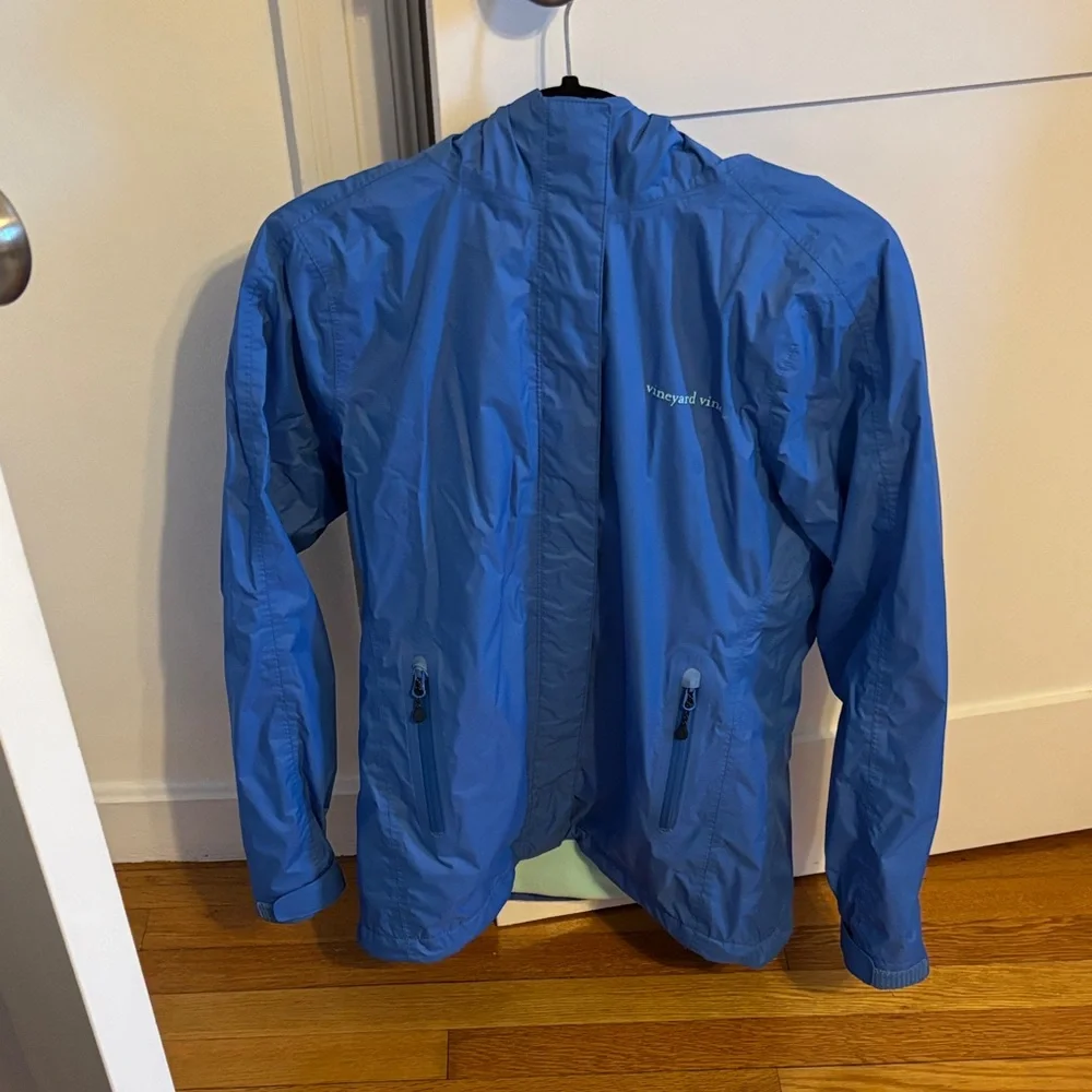 Vineyard Vines Women's Stow & Go Hooded Rain Coat Jacket in Crystal Blue Small - Picture 2 of 7